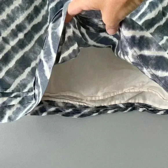 LOFT bluish-grey/white tie dye pattern lined skirt with hidden zipper SZ 14 - Picture 5 of 9